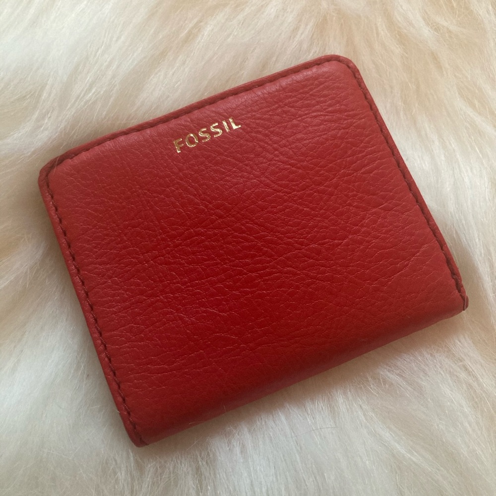 ✨NWT✨ FOSSIL Madison Bifold Wallet